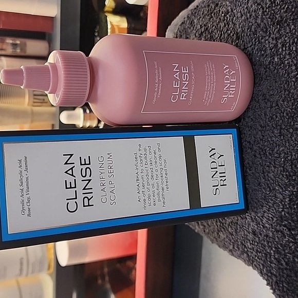 Sunday Riley Clean Rinse Serum - Picture 3 of 4